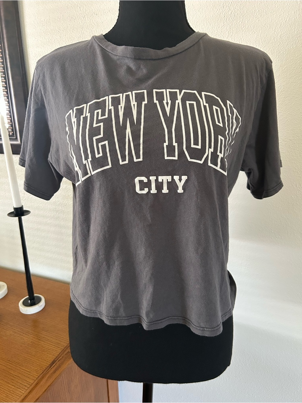 french pastry gray cropped NYC crewneck tee